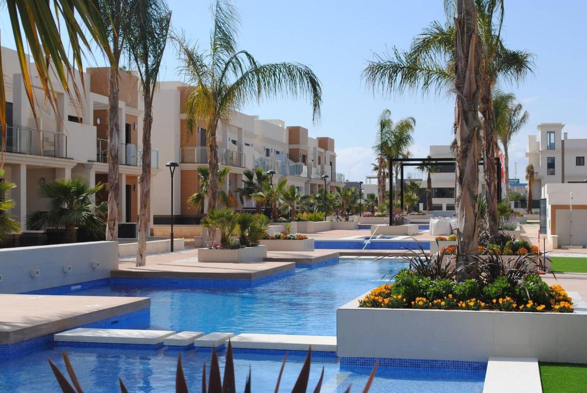 La Zenia Bulevard Apartments Плая Фламенка Екстериор снимка