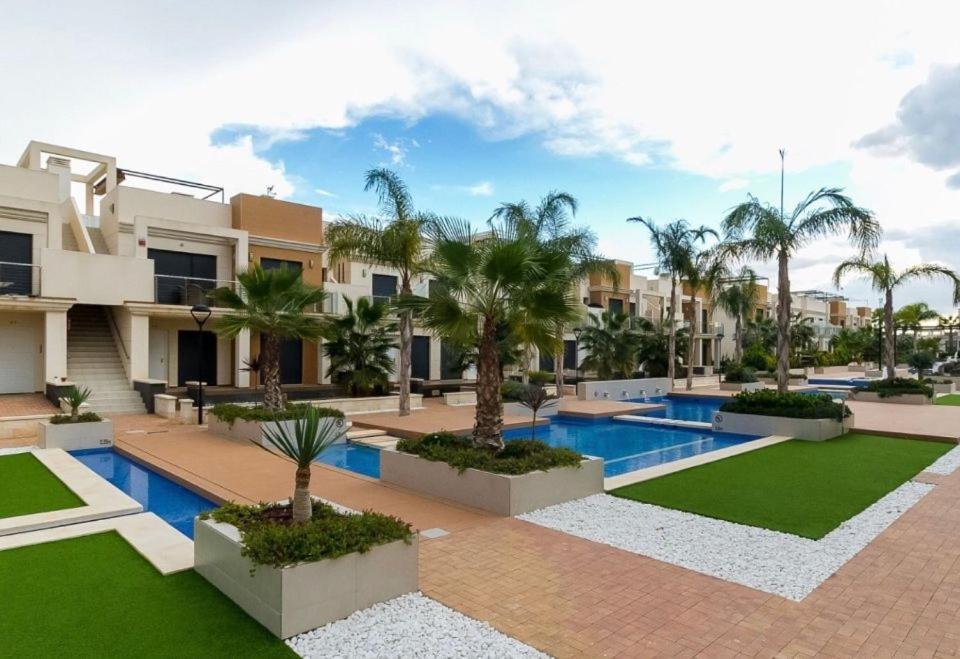 La Zenia Bulevard Apartments Плая Фламенка Екстериор снимка